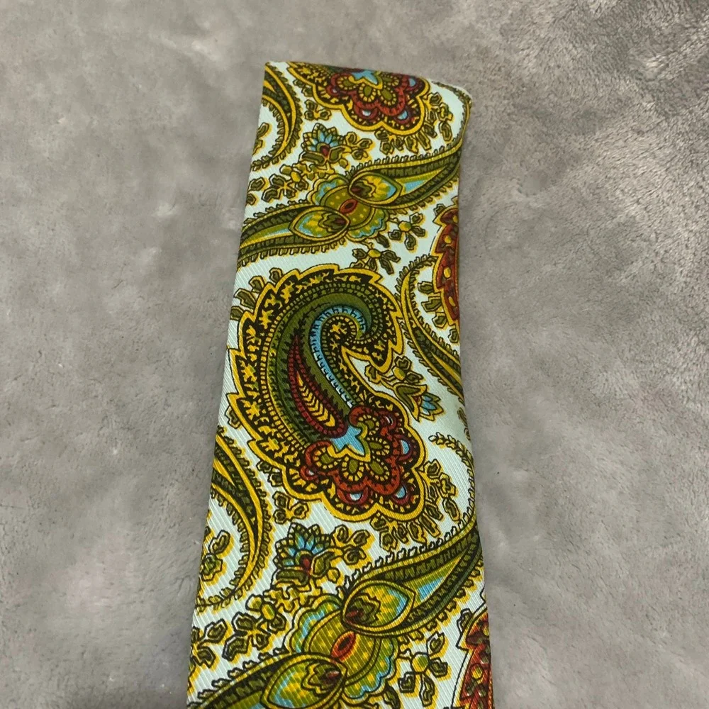 Vtg Rooster‎ John Wanamaker Paisley Neck Tie Green Gold Hand Printed Square End